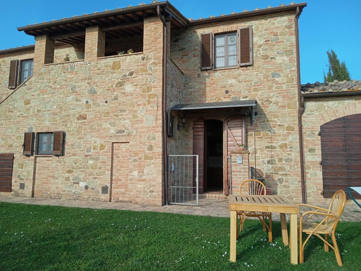 Agriturismo Collesassi Montalcino Exterior foto